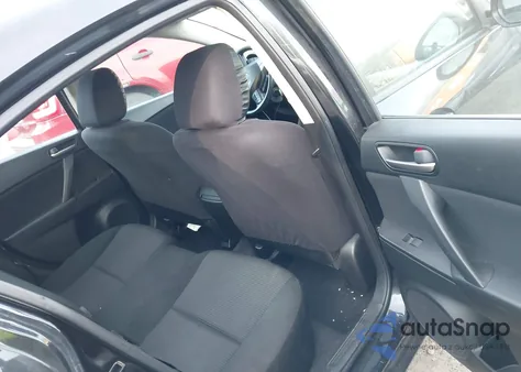 2012 Mazda Mazda3 I Touring z USA, uszkodzony, nr VIN JM1BL1V88C1663464